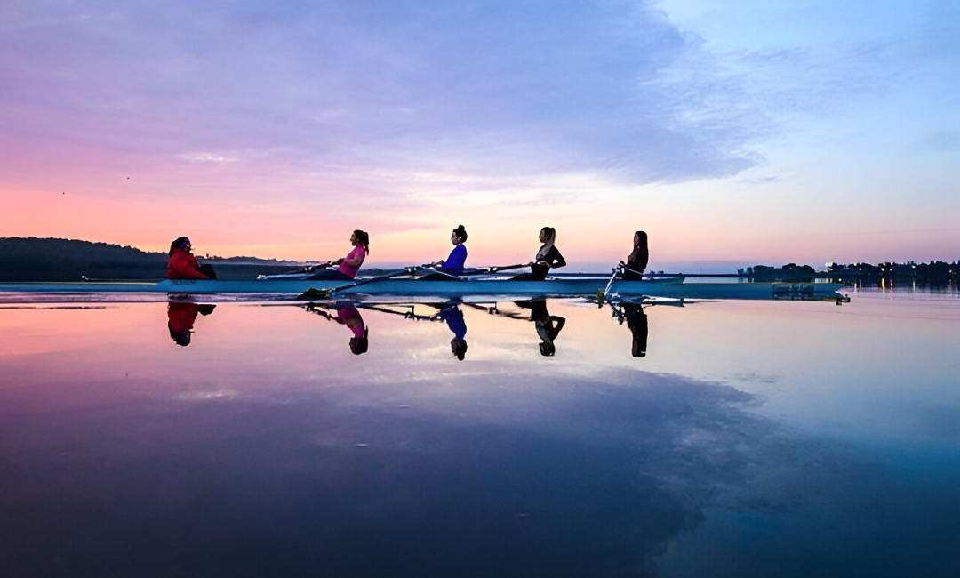 disabled poeple doing para rowing to stay fit
